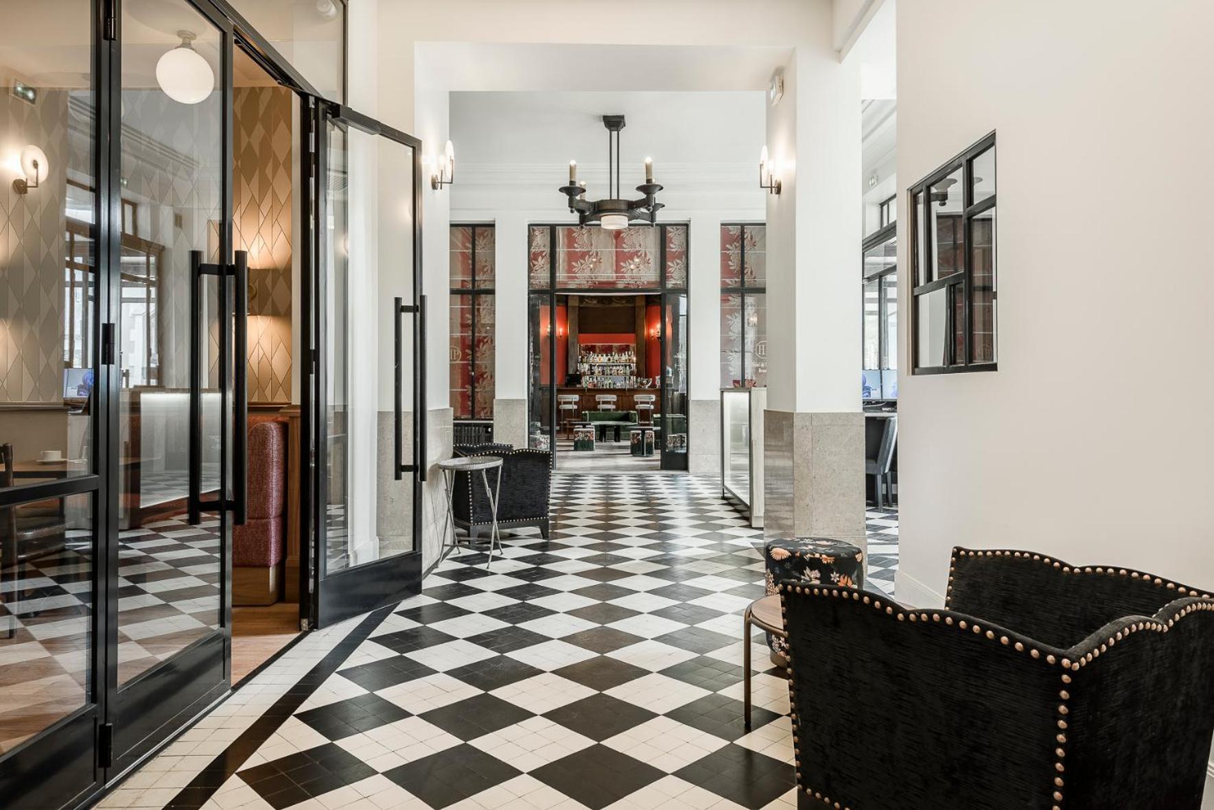 Hotel De La Poste Beaune  Zewnętrze zdjęcie