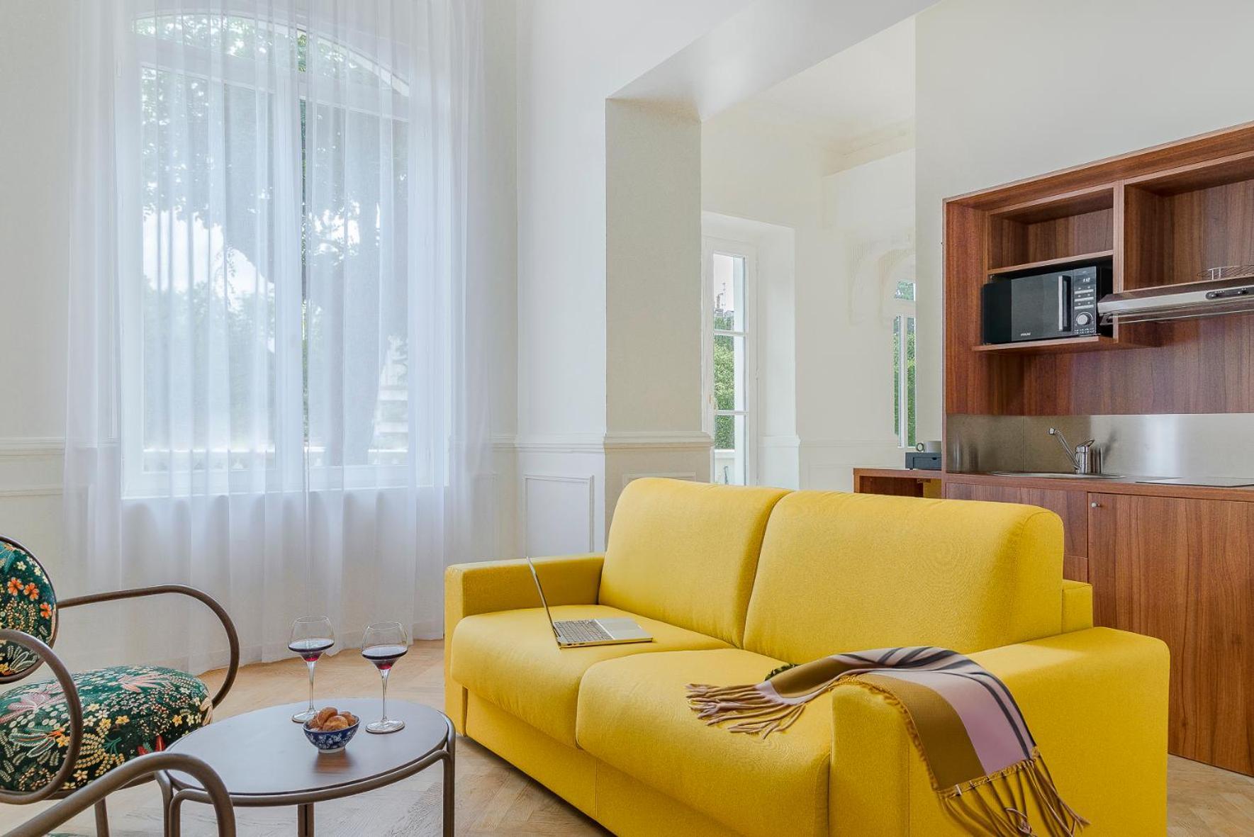 Hotel De La Poste Beaune  Zewnętrze zdjęcie